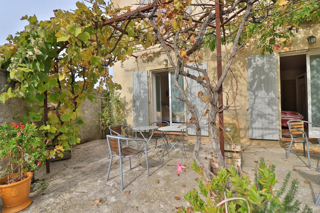 Mas des Tourterelles Bed and Breakfast Saint-Rémy-de-Provence Exterior foto